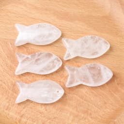 Hand Carved Healing Crystals Fish Figurine Natural Stone Animal Statue Amethyst Gemstone Pendant Home Decor DIY Hanging Ornament