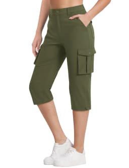 TACVASEN Summer Quick Dry Cargo Capri Pants Womens Outdoor Hiking Knee Length Joggers Lightweight Waterproof Shorts 6 Pockets