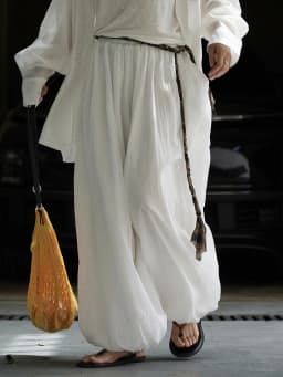[EAM] High Elastic Waist White Thin Pleated Long Wide Leg Pants New Trousers Women Fashion Tide Spring Autumn 2026 1DJ3267