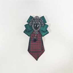 A handcrafted women's tie with contrasting color plaid and diamond accents, exquisite, finely crafted, a must-have for parties, suitable for gifting, and exudes a sense of luxury