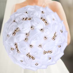 17design New White Wedding Bride Holding Flowers Artificial Bouquet Ribbon Rhinestone Pearl Bouquet Decoration Bride Groom Dance