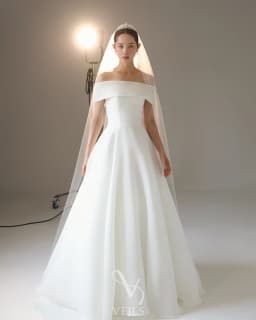 OLOEY Simple White Wedding Dress Strapless A-Line Bridal Gown Elegant Korean Style Backless Civil Evening Dresses Vestidos