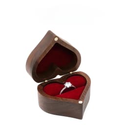 1PCS Love Heart Shaped Walnut Wood Ring Box Free Engraving Name For Wedding Ceremony Jewelry Box Storage Proposal Wedding Gift