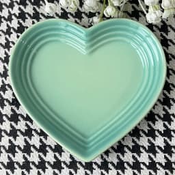 Ceramic Cat Bowl Extra Heart-Shaped Wide Anti Vomiting Stress Free Design12cm Durable Ceramic Pet Bowl for Small Cats Dogs