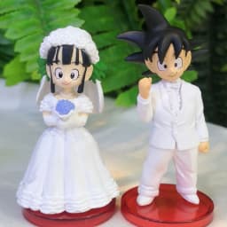 Bandai Original DRAGON BALL Son Goku Chichi wedding Action Figure Student Cake Figures gift toy 5-7 cm