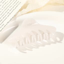 New Retro Korean Acetate Hair Claw Large Crab Hair Clips Shark Clip Simple Hairpin Ponytail Fashion Hair Accessories Woman Girls