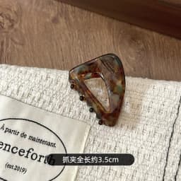 Women's Small Triangular Acetic Acid Hair Clip - Delicate Hair Accessories
