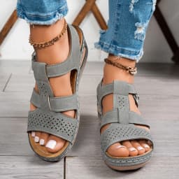 Thick-soled plus-size women's sandals 2026 new solid color cross-stitched wedge beach women's slippers