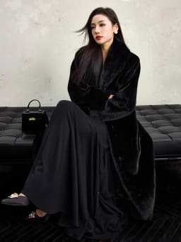 Lautaro Winter Extra Long Elegant Luxury Chic Thick Warm Soft Black Fluffy Faux  Fur Coat Women Shawl Collar Furry Overcoat 2025