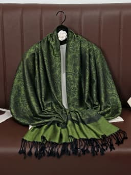 Retro Versatile Pashmina Scarf with Peacock Flower Embroidery Casual Fashion Soft Tassel Design for Daily Outerwear Decoration