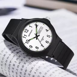 SANDA 9072 Personalized Casual Simple Waterproof Night Light Date Silicone Strap Youth Quartz Watch Men's and Women's Gifts