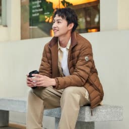 BOSIDENG Lightweight Men's Down Jacket,Water-Resistant Puffer Jacket Winter Coat with Stand Collar for Outdoors Travel 1005