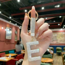 Full Rhinestone English Letter Keychain - Luxury Bag Charm & Car Key Ring, Elegant Small Gift