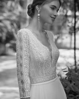2024 Summer Boho Wedding Dresses Lace 3/4 Sleeves Bridal Gowns Beach V Neckline Bride Dress Cut Out Back Wedding Gowns On Sale