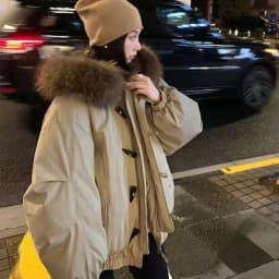 YYAHAHAS 2025 Winter New Cow Horn Button Thick Cotton Coat Retro American Warm Fur Collar Hooded Jacket Female Clothing