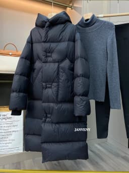 Janveny 2025 New Oversized Hooded Winter Puffer Jacket Women Solid Thick Warm Sashes Tie Up White Duck Down Over The Knee Coat
