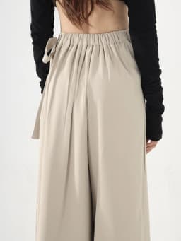 [EAM] High Elastic Waist Bandage Pleated Elegant Wide Leg Pants New Trousers Women Fashion Tide Spring Autumn 2026 1DH9564