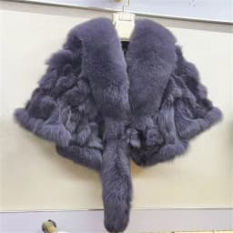 New Real Fox Fur Coat Autumn and Winter Fox Fur Shawls Neckline Jacket Women Natural Fur Vest Shawl Short Trend Lady Fur Poncho