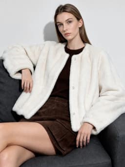 Amii Crew Neck Faux Fur Coat Lantern Sleeve Loose Fit Warm Light Luxury Minimalist 2026 Winter Women's Fur Coat 12624109