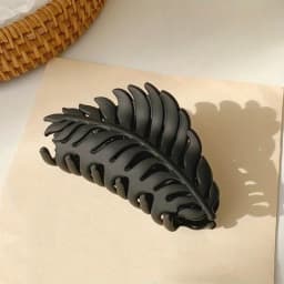 New Korean Matte Solid Color Leaf Claw Clip Crab Hair Claws Ponytail Hairpin for Women Girls Daily use Hair Accessories