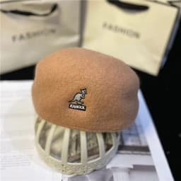 Woolen woolen hat, simple solid color, artist's hat, unisex, spring and autumn, winter woolen, gold embroidered beret Caps