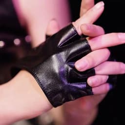 1 Pair Black Pu Leather Half Finger Gloves For Gothic Punk Rock Lolita Harajuku Stage Performance Cosplay Women Fingerless Glove