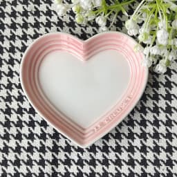Ceramic Cat Bowl Extra Heart-Shaped Wide Anti Vomiting Stress Free Design12cm Durable Ceramic Pet Bowl for Small Cats Dogs