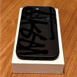 Creative Irregular Black Line Phone Case For iPhone 18 17 16 15 11 12 14 13 Pro Max Mini X XR 7 Plus 17E Shockproof Cover Fundas