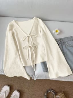 Women's Casual Solid Color Tie Front Semi-Fitted Flare Sleeve Blouse V-Neck Knit Textured Fabrics Cottagecore Top Spring/Fall