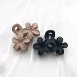 Flower Hair Claw Clips Non-Slip Matte 1/2 PCS Flower Hair Clips Women Cute Hair Clips, Hawaiian Hair Flower Clip Large Plumeria