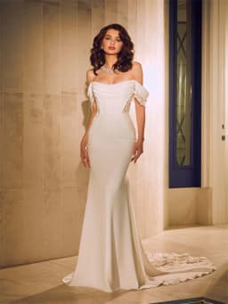 Customized Modern Off Shoulder Neckline Trumpet Satin Wedding Dress Elegant Zipper Back Floor Length Court Train Gown For Bride