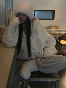 Korean Style Soft Sweet Temperament Loose Zipper Fluffy Warm Hoodie Jacket Women's Winter 2025 Fashion Casual Streetwear