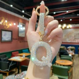 Full Rhinestone English Letter Keychain - Luxury Bag Charm & Car Key Ring, Elegant Small Gift
