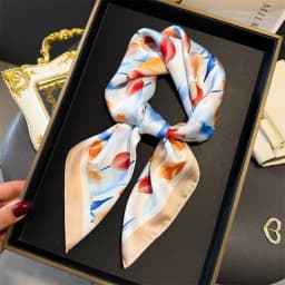 2024 Luxury Floral Print 70cm Square Silk Scarf Women Designer Scarves Bandana Foulard Shawl Hijab Echarpe Hairband Tie Ribbon