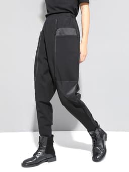 EAM High Elastic Waist Black Zipper Split Long Harem Trousers New Loose Fit Pants Women Fashion Tide Autumn 2026 1N796