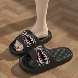 Cartoon Shark Print Comfortable Thick-Soled Eva Slippers for Men and Women, Suitable for Home and Outdoor Daily Use, Versatile and Fashionable Slippers (Order One Size Larger for More Comfort)