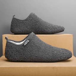 Men's Fuzzy Overlapping Slippers - Winter Warmth Indoor Home Shoes with Fuzzy Lining and Arch Support, Soft Cushioning Comfort,