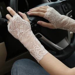 Women's Lace Sunscreen Outdoor Half Finger Driving Gloves Summer Thin Elastic Breathable Bridal Fashion Touch Screen Fingerless