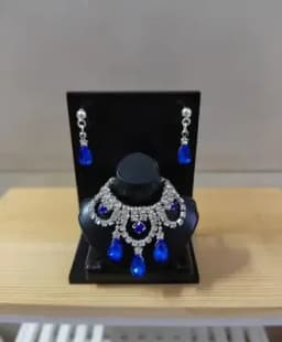 1:6 Doll Mini Jewelry Earring Necklace Set (including Display Rack) for Doll Decorative Toys, Doll Gift Accessories