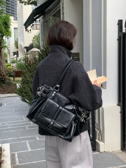 Rivet Women's Totes Large Capacity High Quality PU Leather Ladies Shoulder Messenger Bags Femme Commuting Ladies Big Handbag