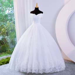 Plus Size White Wedding Dresses Off The Shoulder Wedding Gowns Elegant Long Appliques Pearls Bridal Dress Floor or Long Train