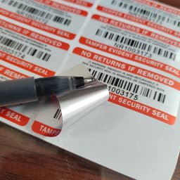 100pcs 50x20mm NO RETURNS IF REMOVED Tamper Evident Security Seal VOID Left Vinyl Package Protection Label Sticker Waterproof