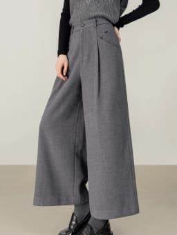 SENTUBILA Women's Ankle-Length Pant 2026 Autumn Elastic Waist Pleated Trousers Loose Fit Office Commuter Bottoms 154K58799
