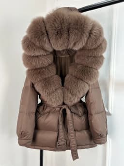 Lagabogy 2025 Thick Warm Mid-Long Puffer Coat Real Fox Fur Collar White Duck Down Coat Female Loose Warm Hooded Parkas With Belt