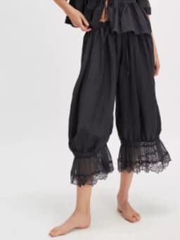 Women's Y2K Loose Fit Bloomers Cropped Pants Drawstring High Waist Floral Lace Patchwork Calf-Length Lantern Trousers