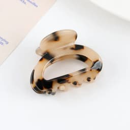 Elegant Sweet Small Oval Hair Claw Clip for Women Secure Grip Hair Accessories Ponytails Cute Hair Clips Sophisticated Style