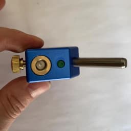 Universal high-precision 45° angle adapter block for gemstone processing