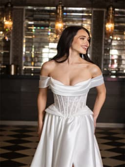 Customized Modern Off Shoulder Neckline Satin A-Line Wedding Dress Elegant Lace-up Back Floor Length High Slit Gown For Bride