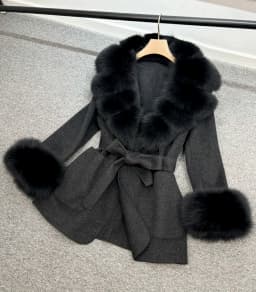 Lagabogy 2025 Large Natural Fox Fur Collar Cuffs Winter Cashmere Wool Blends Women Slim Fit Suit Double Sided Woolen Trench Coat