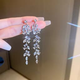 Shiny Crystal Zircon Long Stud Earrings for Women Geometric Hanging Drop Tassel Earring Fashion Party Vintage Pendant Jewelry